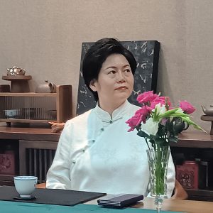 die Zeremonienmeisterin