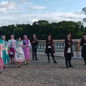 und einem Fotoapparat