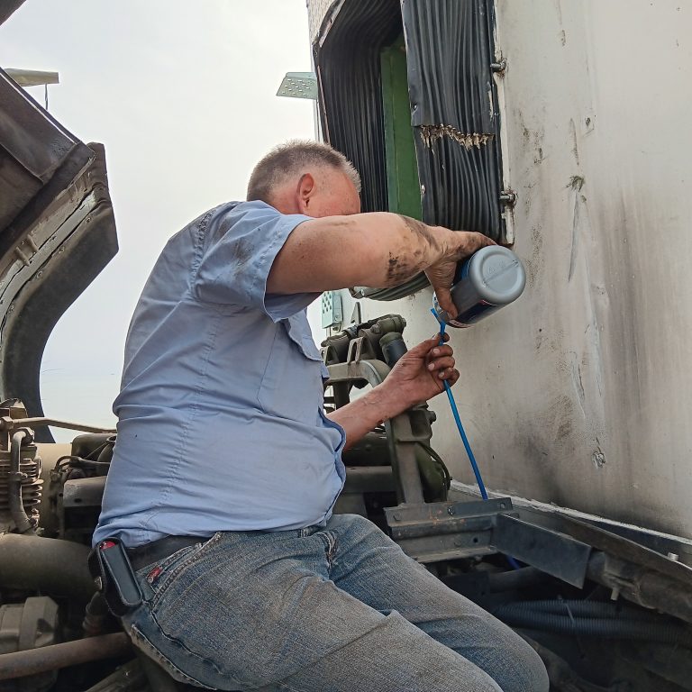 das Ganze noch Entlüften