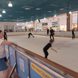 mitten im Hypermarkt